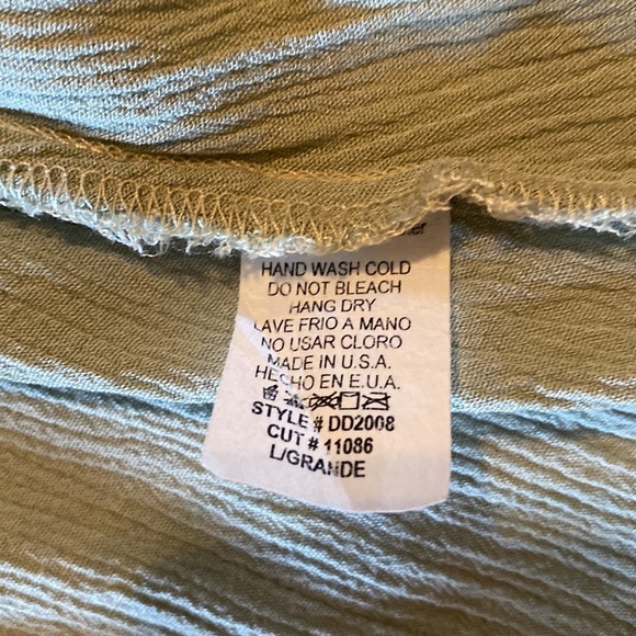 Dress by Promesa - Picture 4 of 4